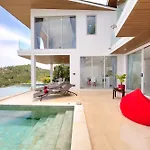 Lotus Villa Ultra Modern 3 Bedrooms